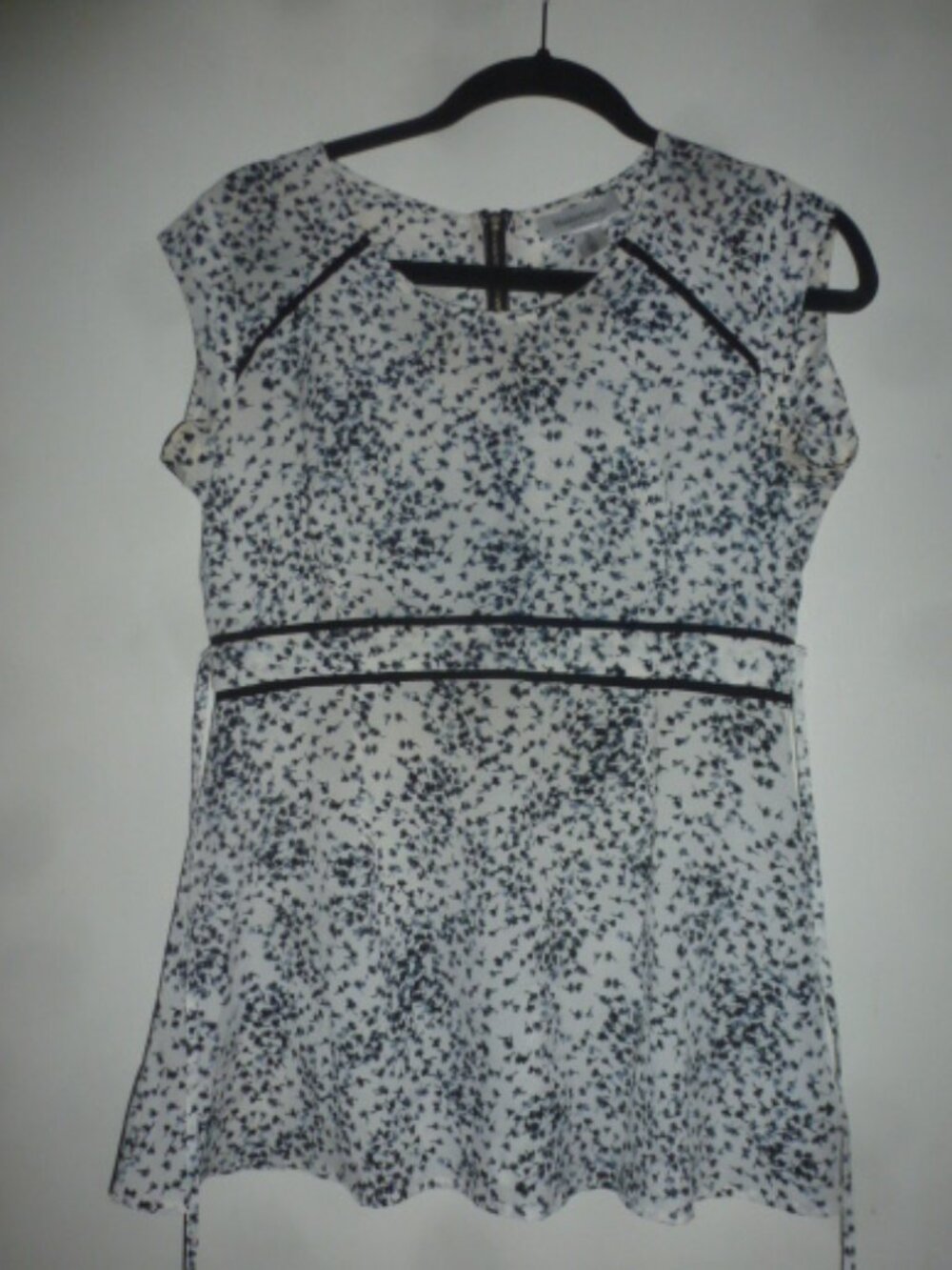 Motherhood Maternity Floral Midi Top XS White Navy